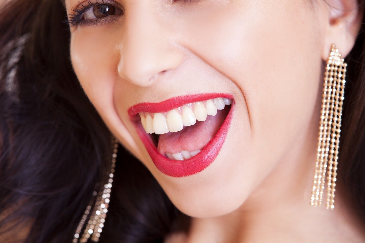 How to Get Lipstick Out of Clothes